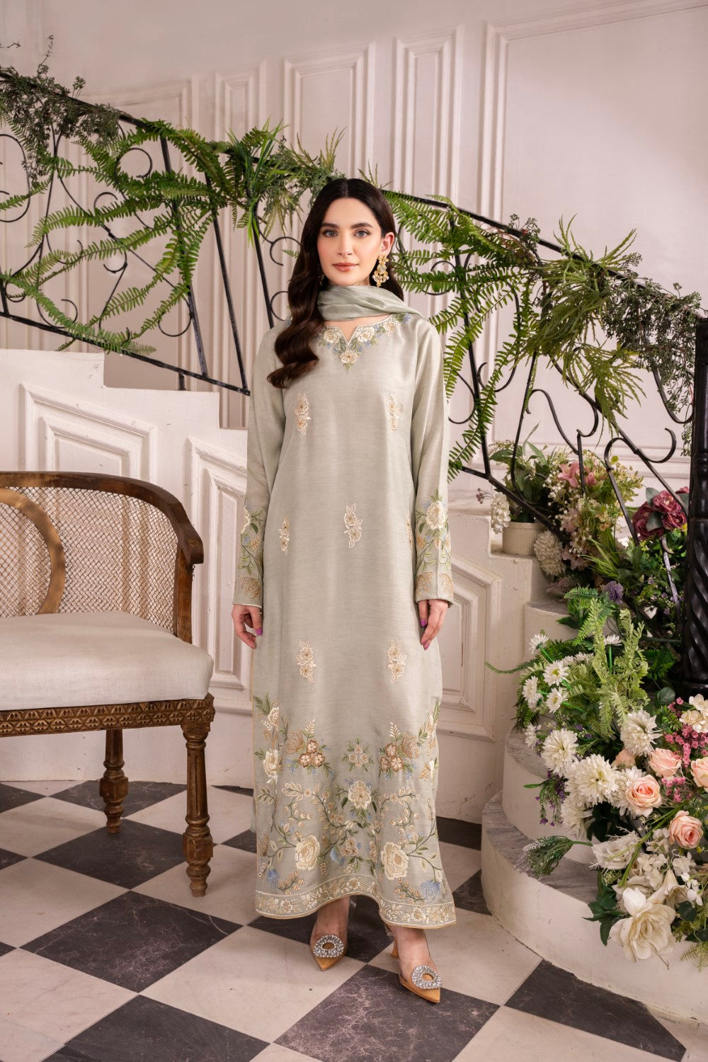 Roshini | Instant Delivery