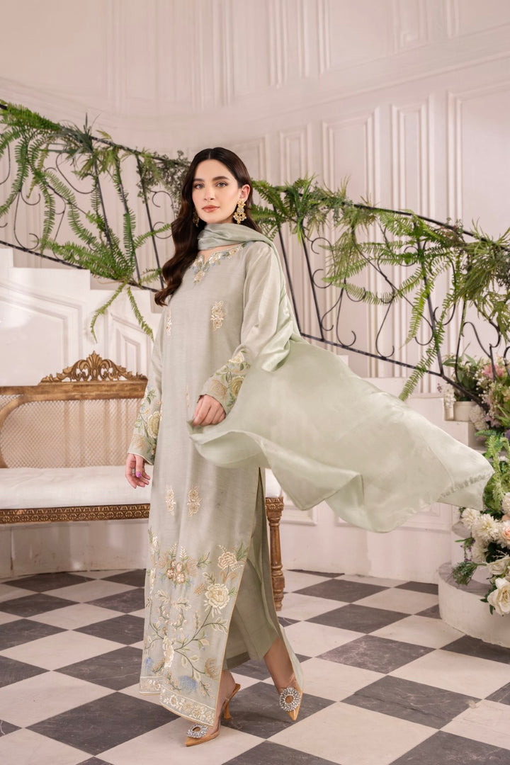 Roshini | Instant Delivery