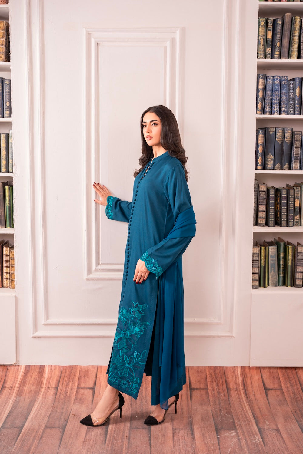 Neha | Instant Delivery