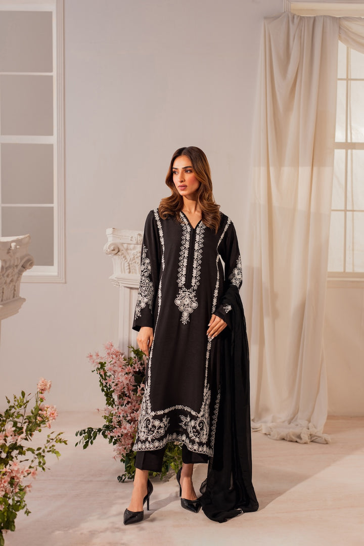 Vaneeza | Instant Delivery